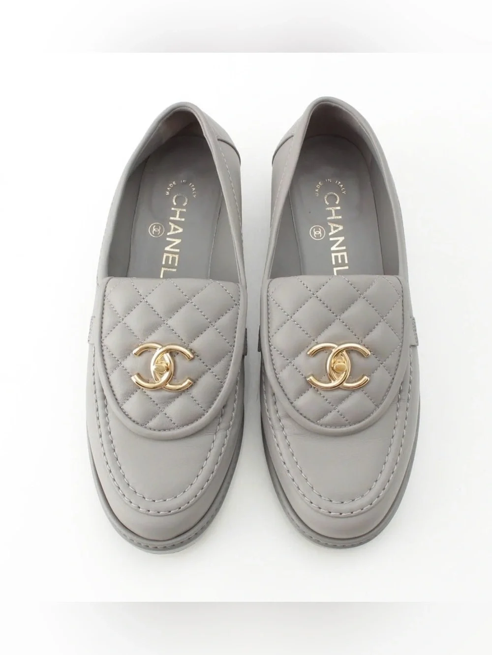 CHANEL Interlocking CC Logo Loafers / Size EU 38 (Rare)